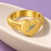 Two Leaves Heart Ring — Gold